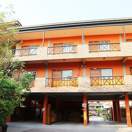Khunsri Resort Art Boutique Hotel Pattaya Bagian luar foto